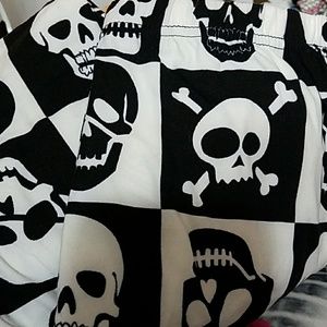 A&D skull leggings
